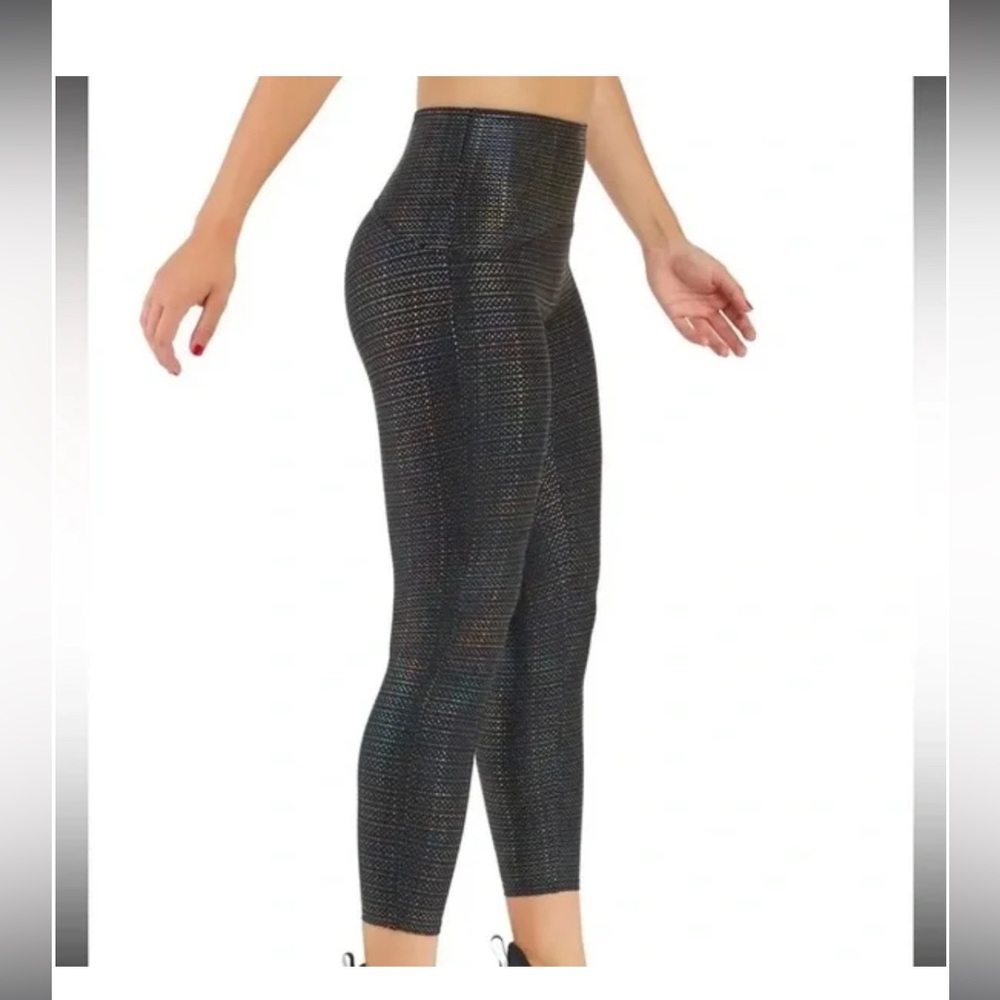 NEW Spanx Metallic Dot Print Active 7/8 Nylon High Waisted Leggings SIZE SMALL